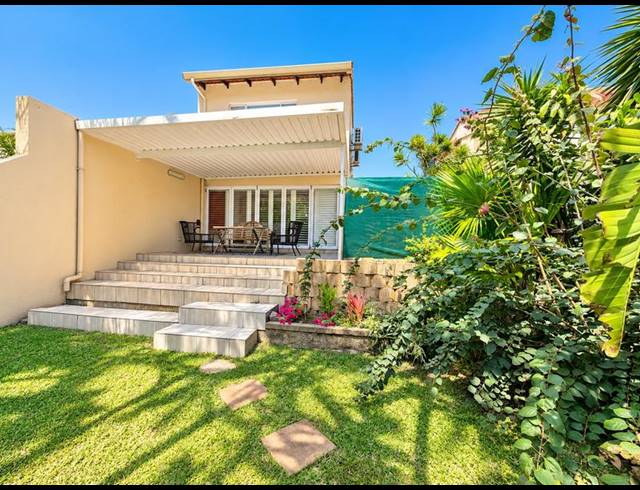 3 BEDROOM TOWNHOUSE FOR SALE IN UMHLANGA CENTRAL